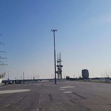 Apartament Nadmorskie Tarasy Lägenhet Gdynia Exteriör bild